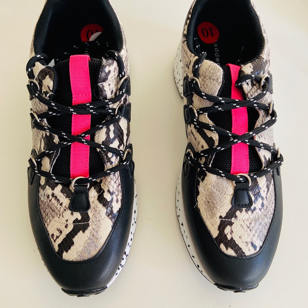 New Steve Madden pitón sneakers size 6.5 USA